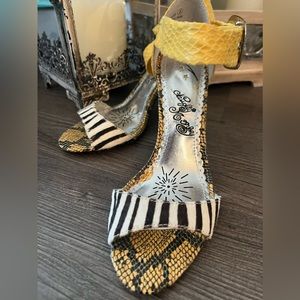 Naughty Monkey Black and Yellow Animal Print Sandals Size 8